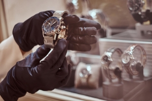 The Ultimate Status Symbol: Why Pre-Owned Rolex Watches Hold Their Value